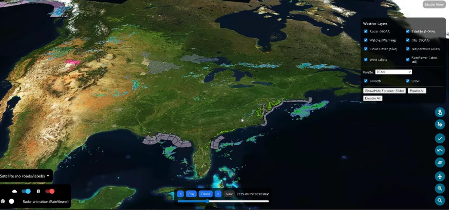 Screenshot: continental-scale geospatial view with live weather layers.